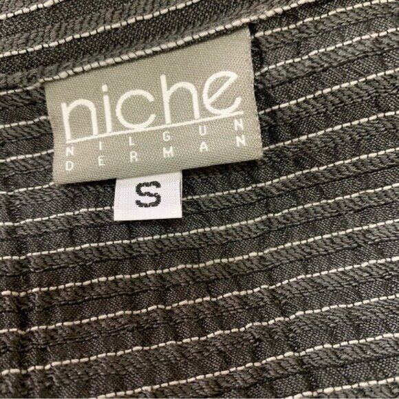 Niche Nilgun Derman Gray Striped Textured Tunic Top Asymmetric Hem Pocket Small - Picture 5 of 6